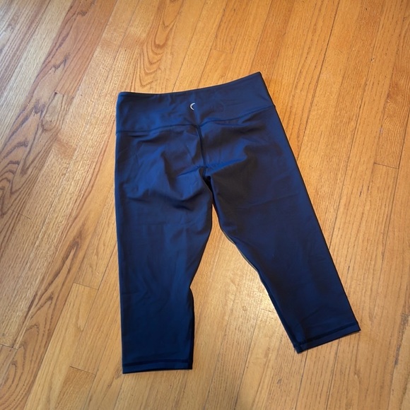 Zyia Active Crop Leggings - Picture 4 of 7